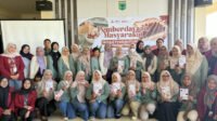 Mahasiswa PPG UMM Kembangkan Lulur Rosella di Desa Sumberejo