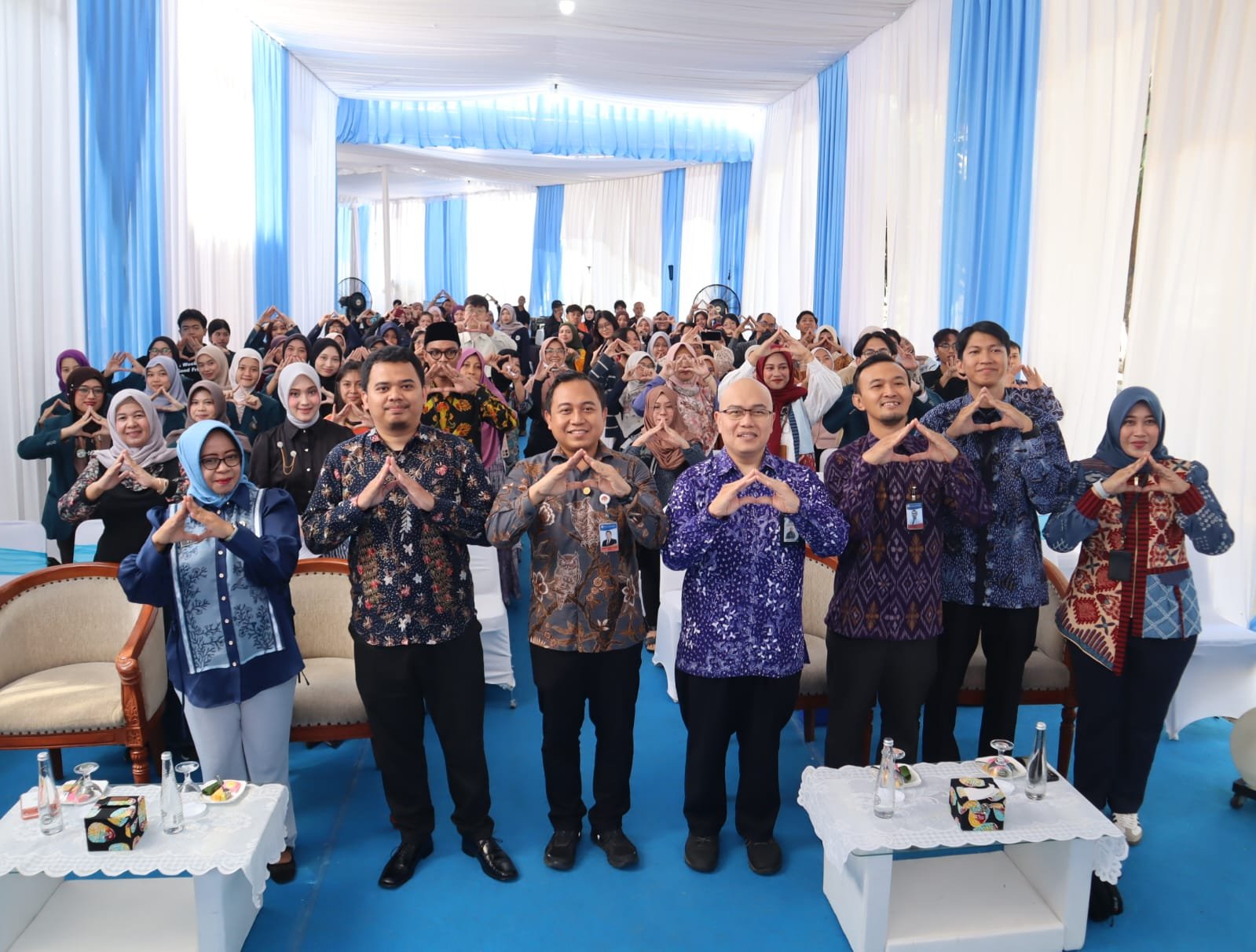 LENTERA FEST 2026 BI Malang Hadirkan Dee Lestari Bedah Buku Aroma Karsa