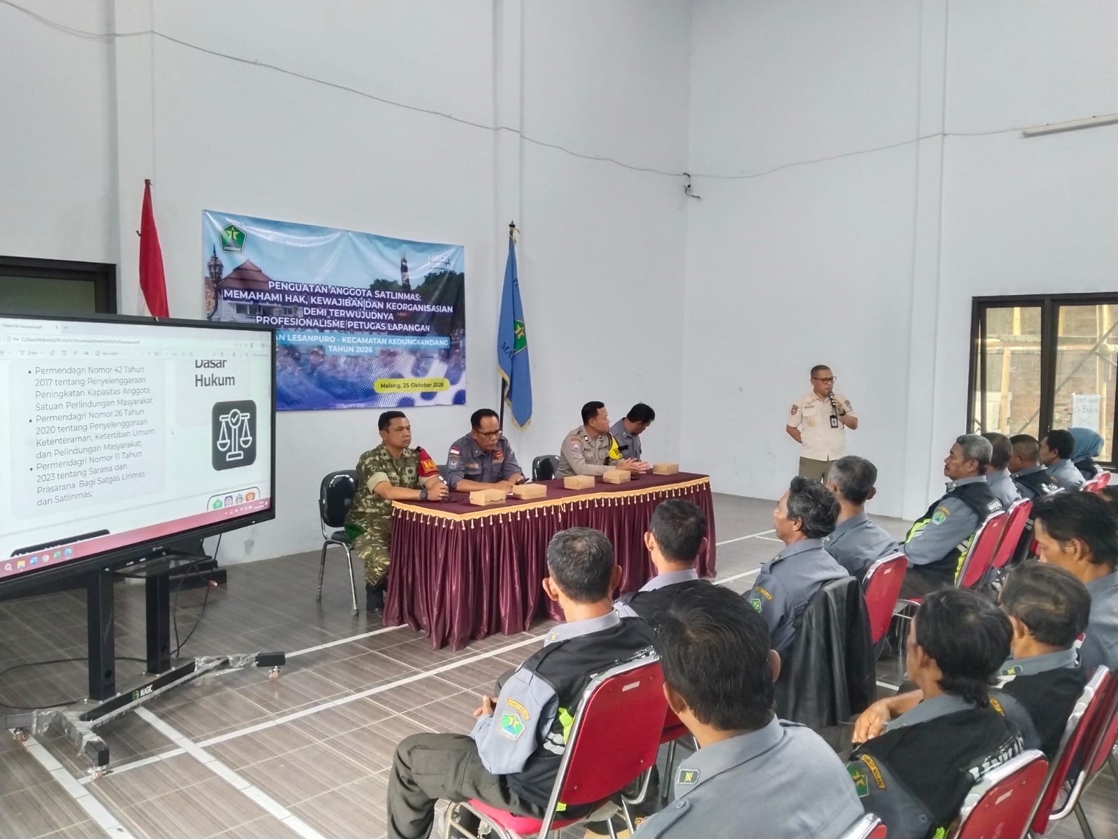 Babinsa Lesanpuro Dampingi Peningkatan Kapasitas Satlinmas