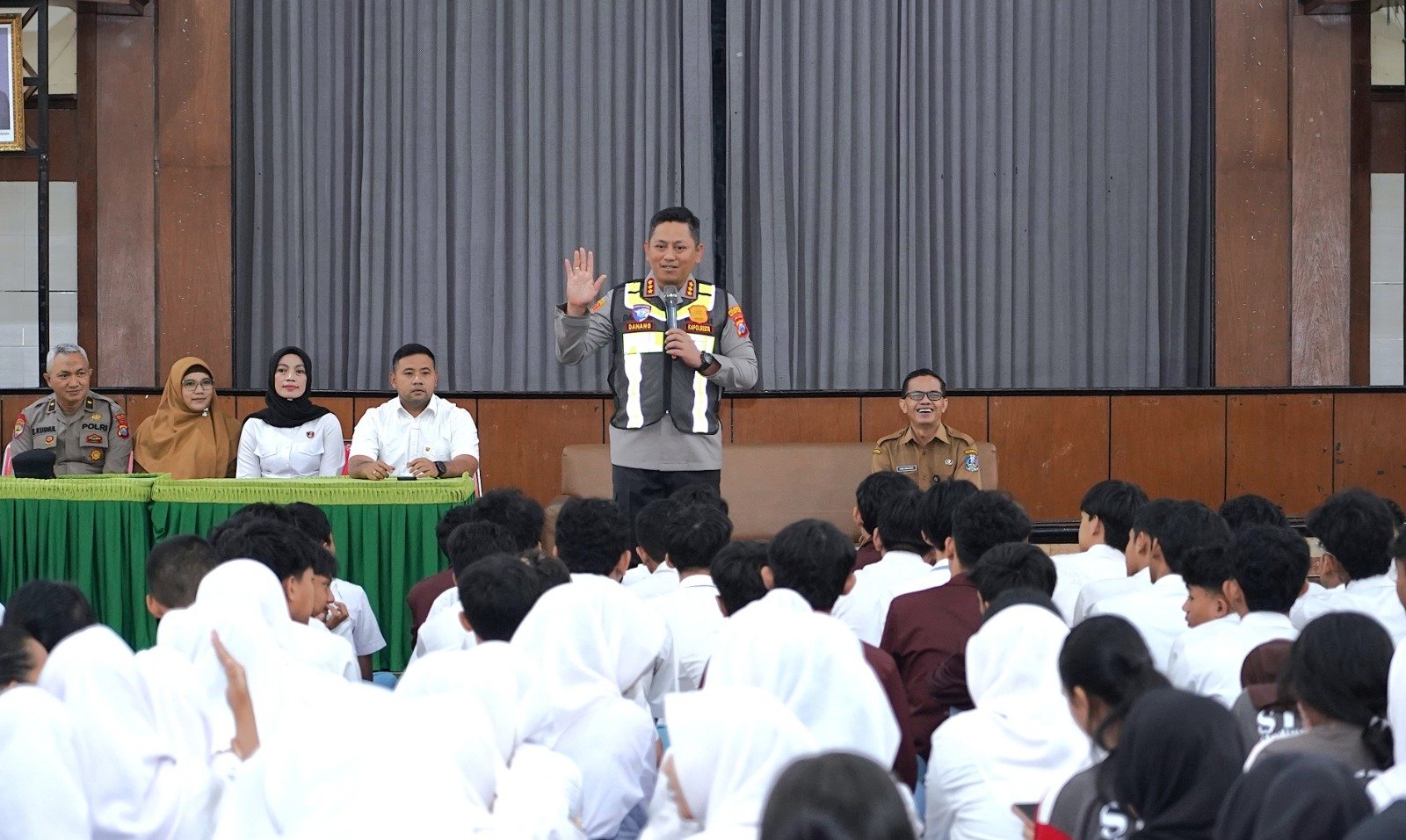Kapolresta Malang Kota Edukasi Siswa SMAN 4