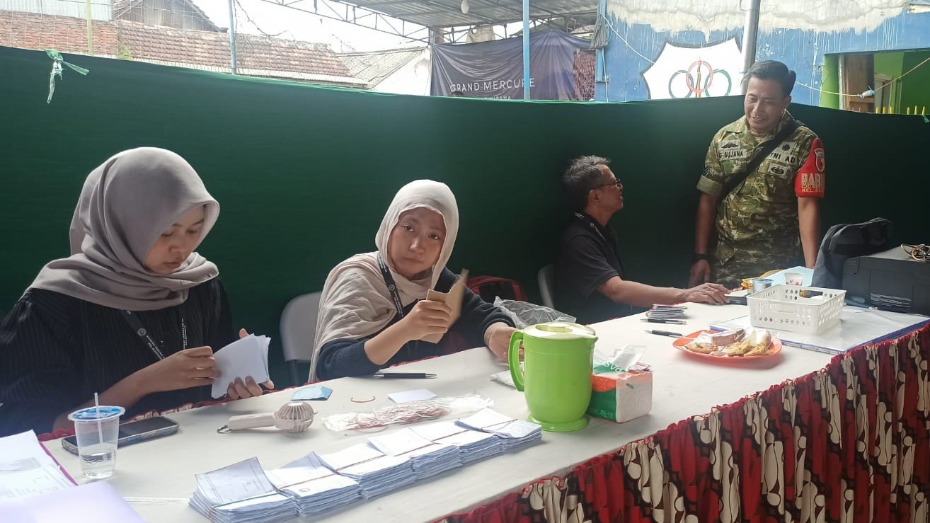 Babinsa Koramil 0833-03/Blimbing Dampingi Pemilihan Ketua RT