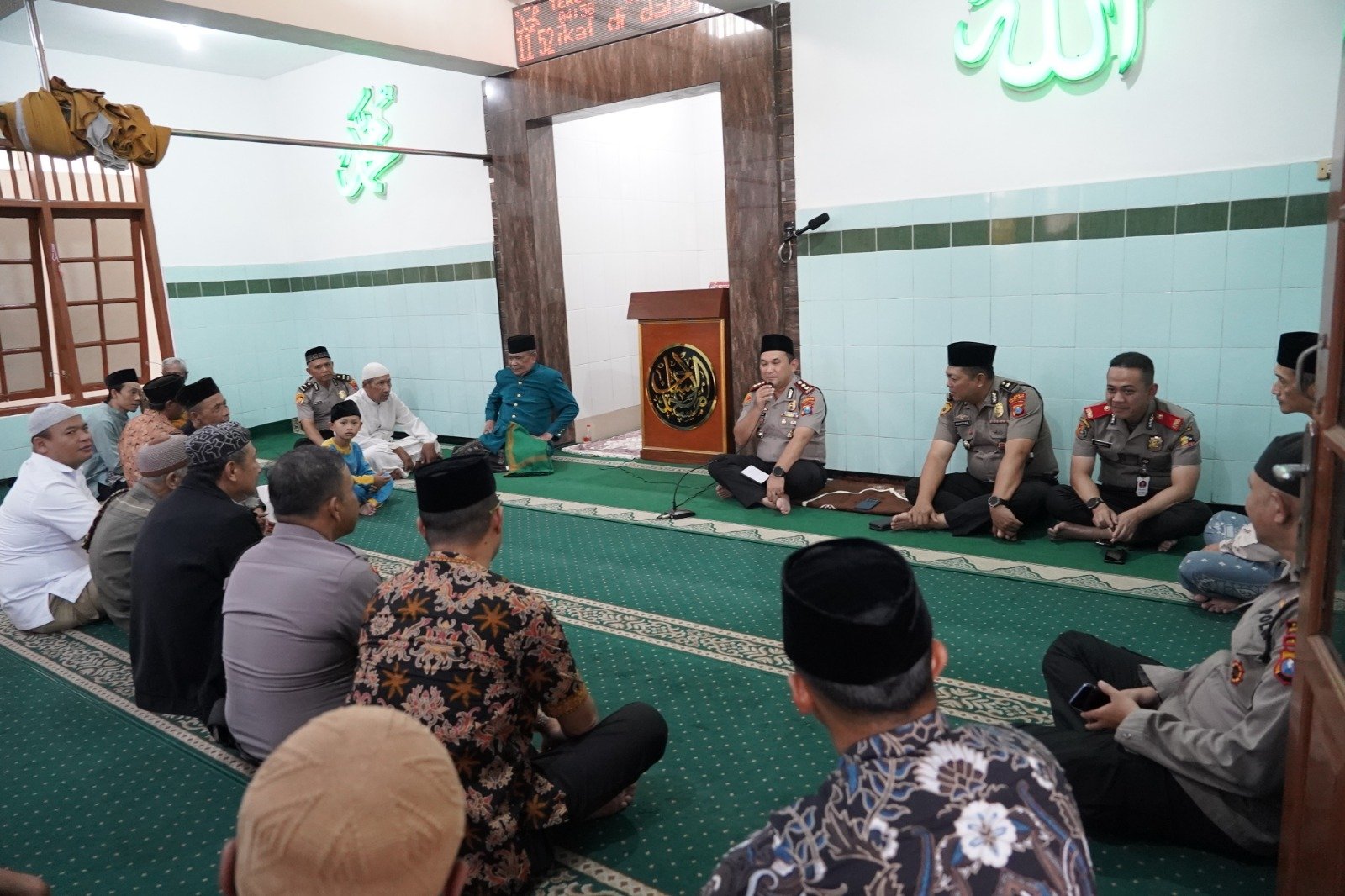 Polresta Malang Kota Ajak Jamaah Waspada Kejahatan Siber