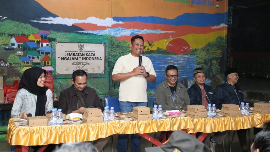 Polresta Malang Kota Sambang Pos Kamling Kampung Warna-Warni