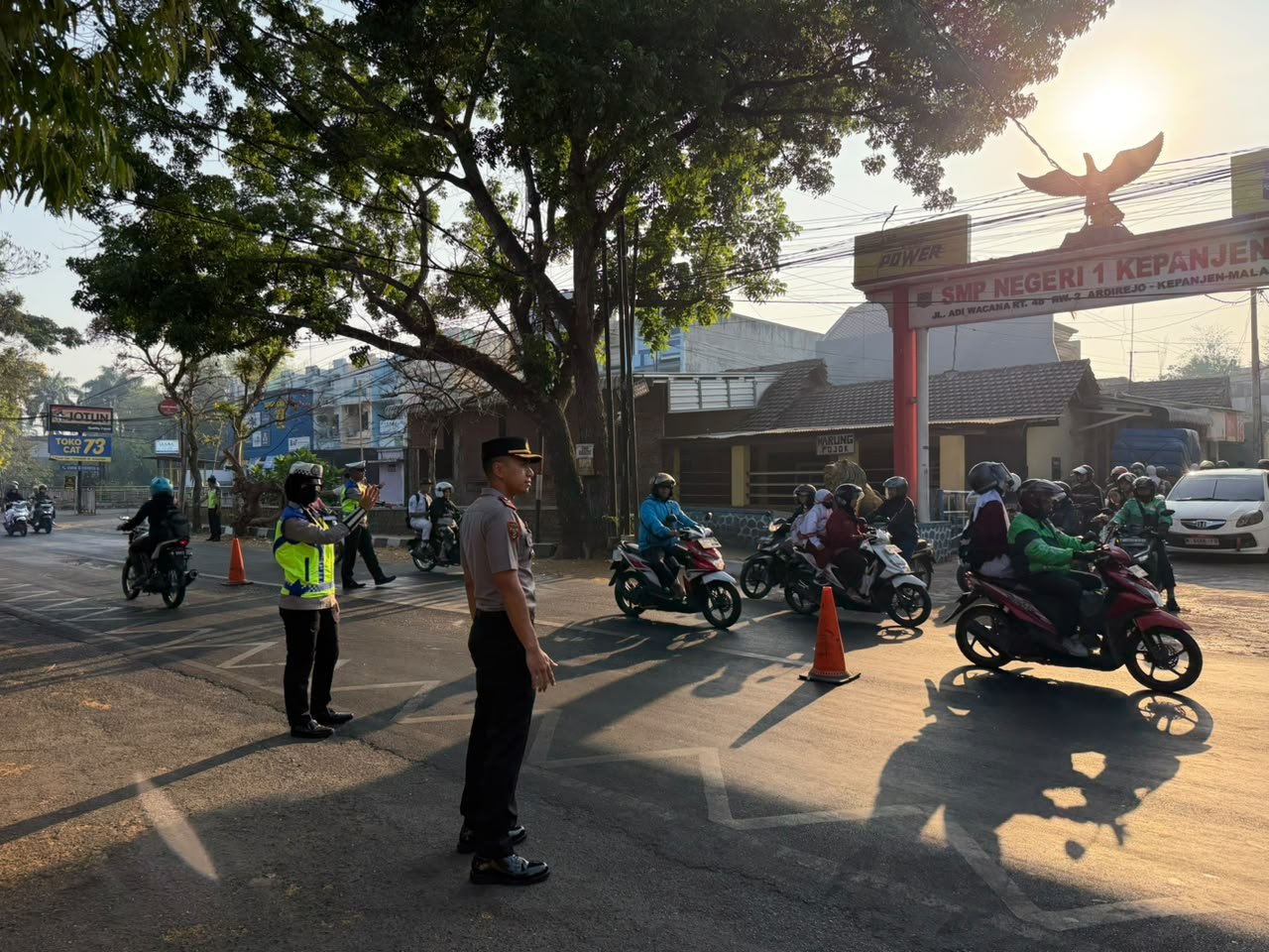 Kapolres Malang Cek Pelayanan Pagi di Jalan