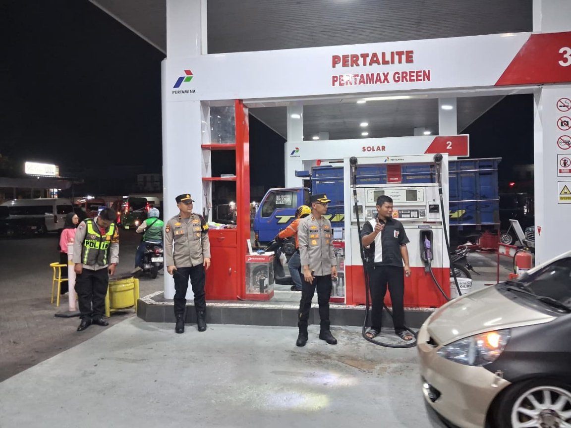 Polres Malang Pantau SPBU Pastikan Stok BBM