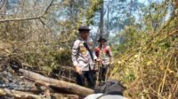 Polres Malang Bantu Pemadaman Karhutla Arjuno