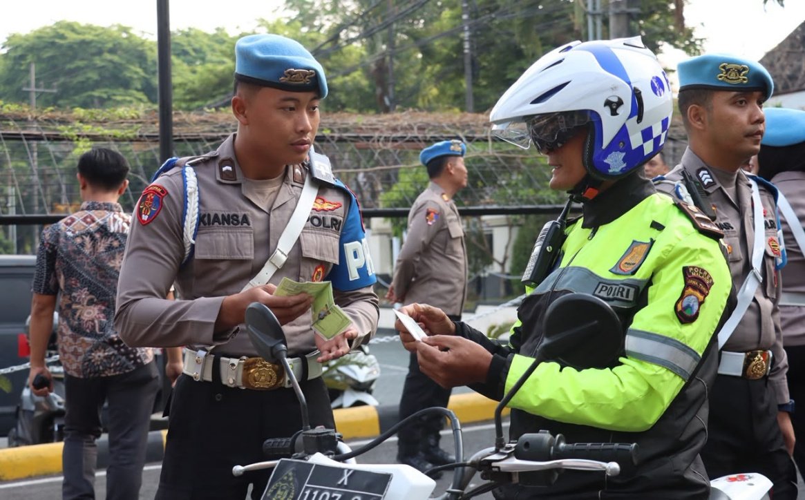 Polres Malang Periksa Kendaraan Anggota Operasi Patuh