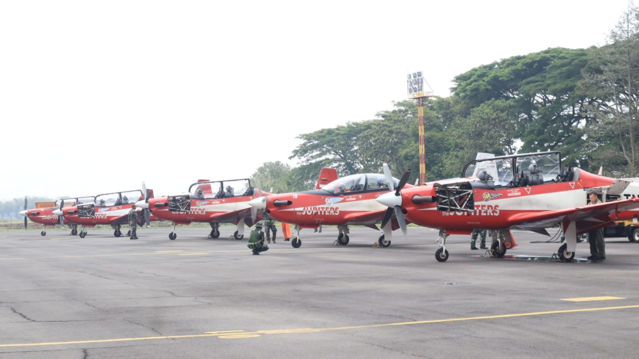 TNI AU